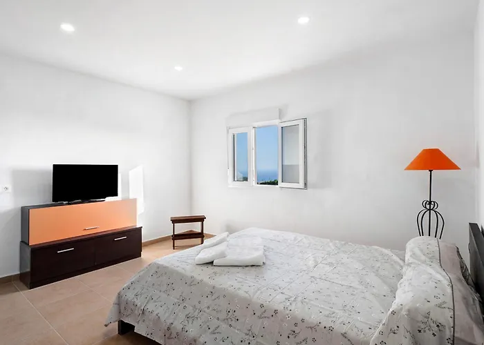 Eva Granadilla De Abona